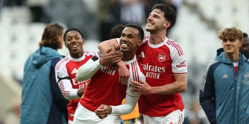 Arsenal sẽ "trút giận" lên đối thủ sau trận thua với MU